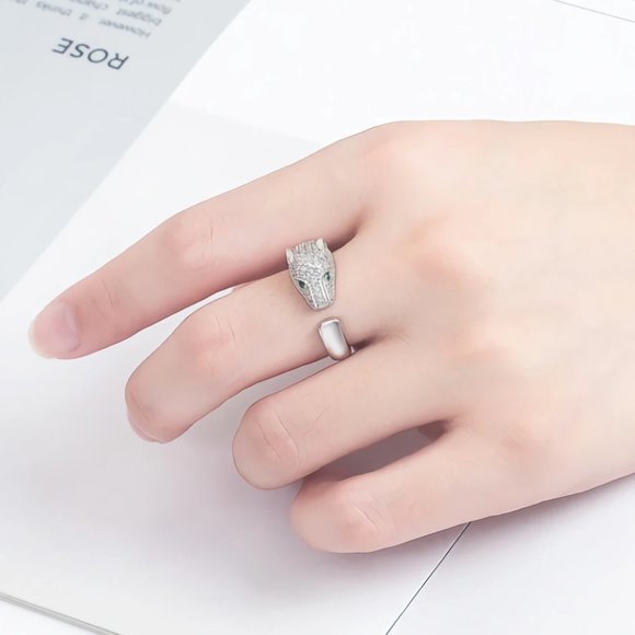 Beautiful Homage Green Eyed Diamond Panther Head Ring .925 Sterling Silver - Picture 6 of 9